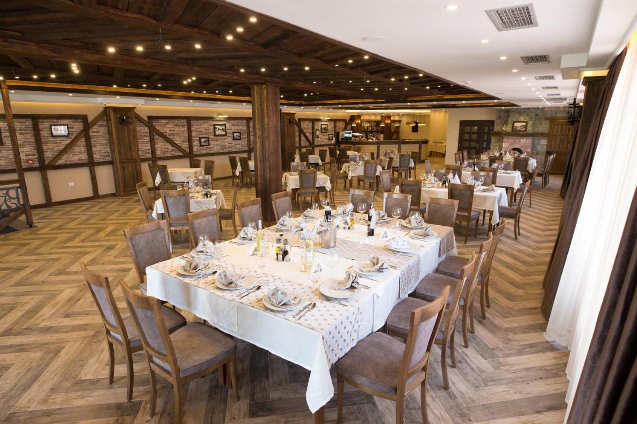 Hotel Happy Gjakova Экстерьер фото